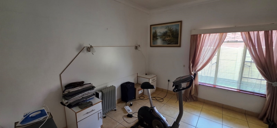 8 Bedroom Property for Sale in Meiringspark North West